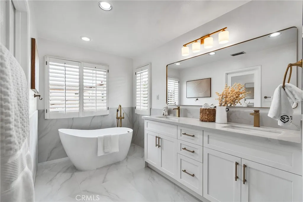 Additional image 34 of 57 Waterman, Irvine, CA 92602