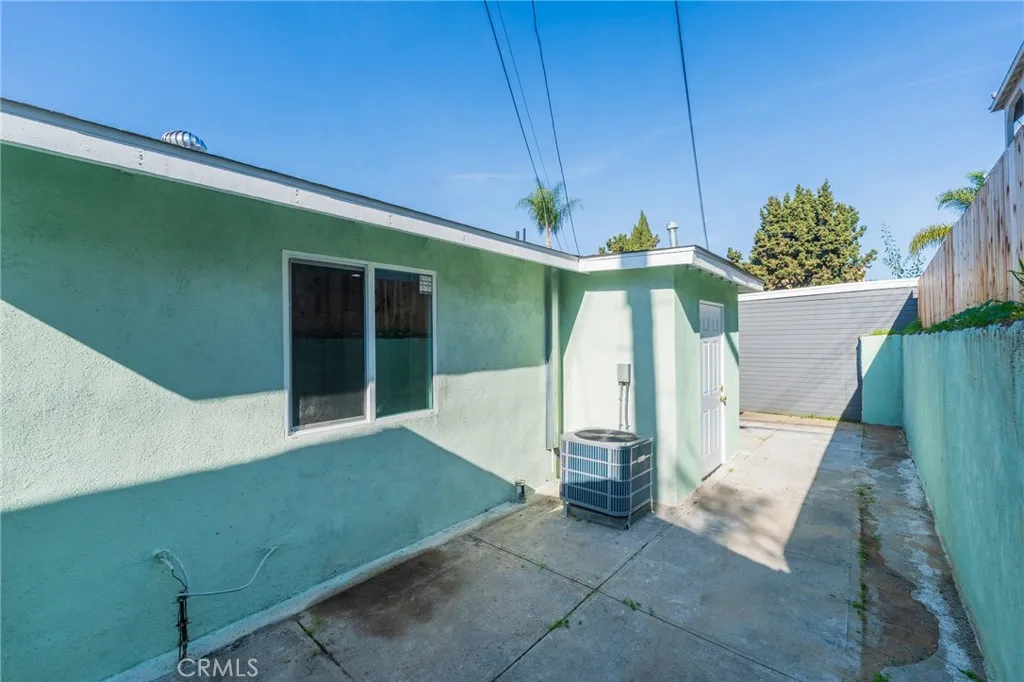 Additional image 28 of 1680 S Rimpau Boulevard, Los Angeles, CA 90019