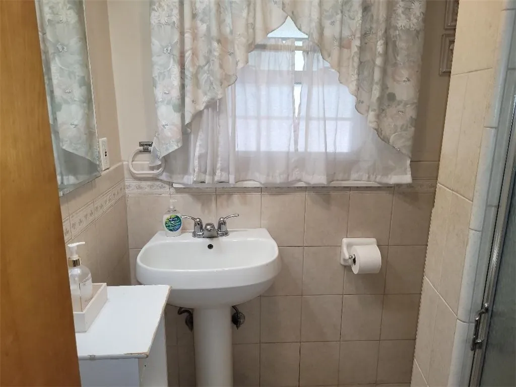 Additional image 9 of 915 S Glenview Rd, West Covina, CA 91791