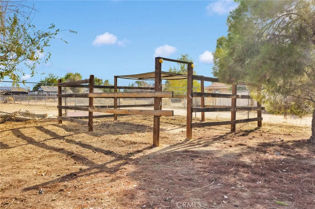 Additional image 81 of 18037 Mondamon Rd, Apple Valley, CA 92307