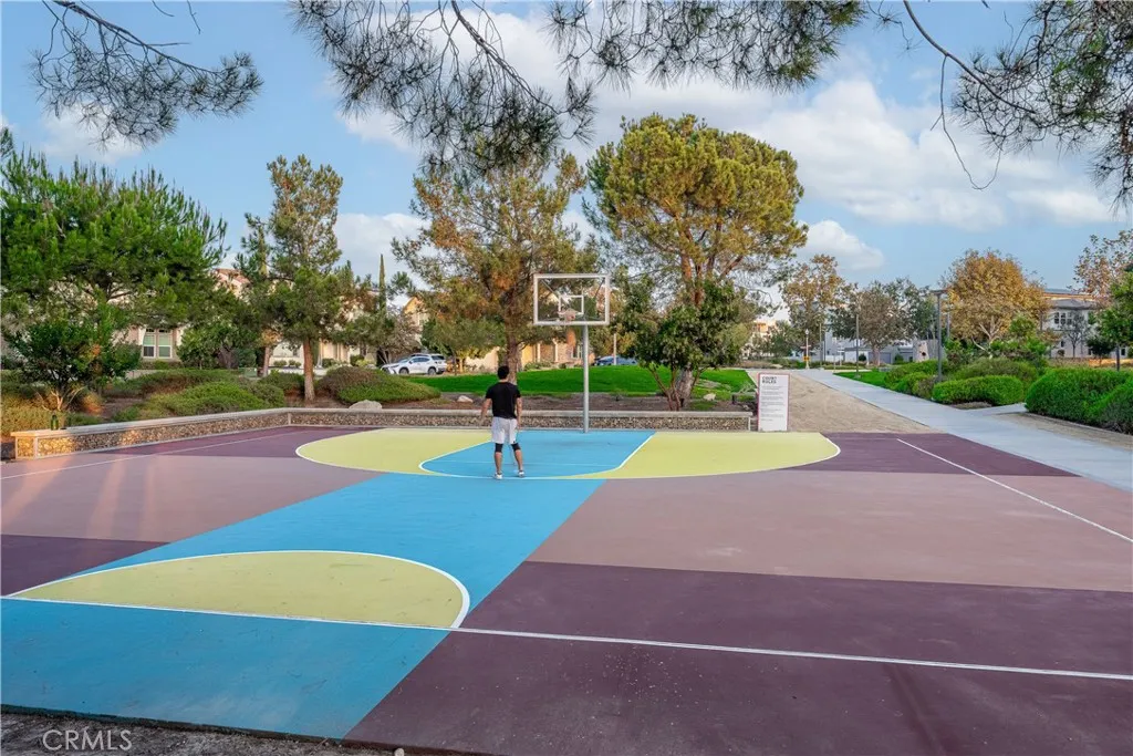 Additional image 77 of 177 Frame, Irvine, CA 92618