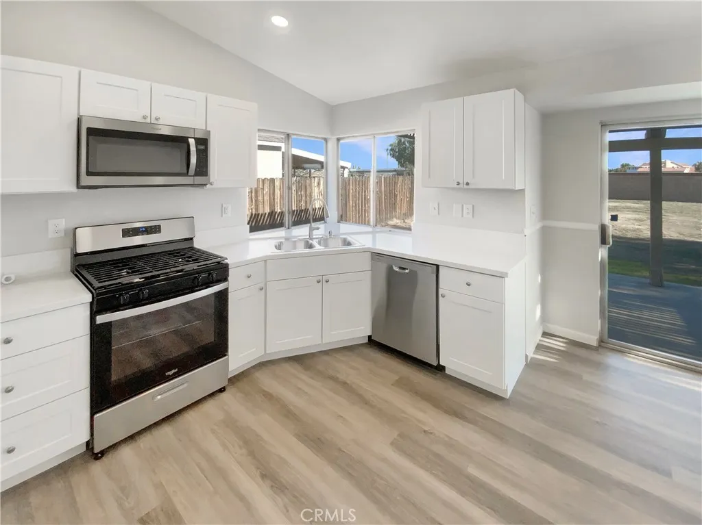 Additional image 36 of 13197 Snowview Road, Victorville, CA 92392