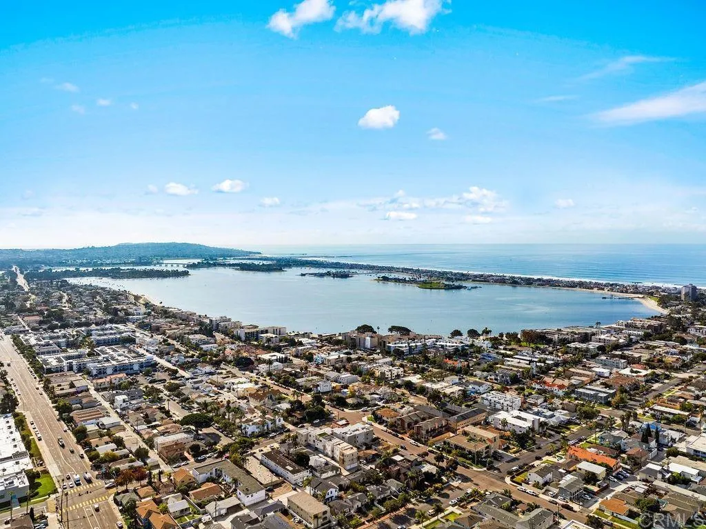 Additional image 50 of 1775 Diamond Street Unit 330, San Diego, CA 92109