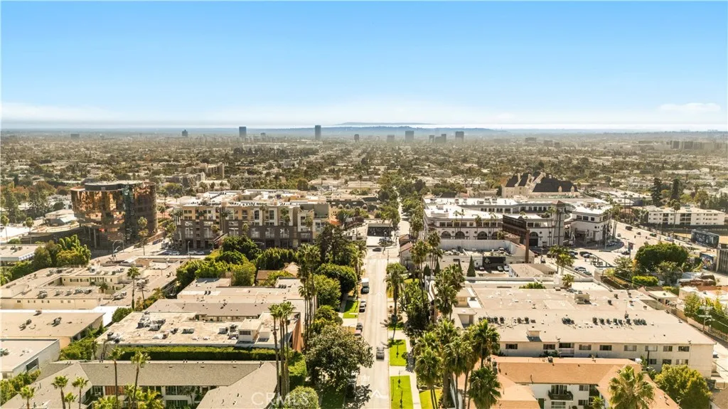 Additional image 37 of 1550 N Laurel Avenue N Unit 203, Los Angeles, CA 90046