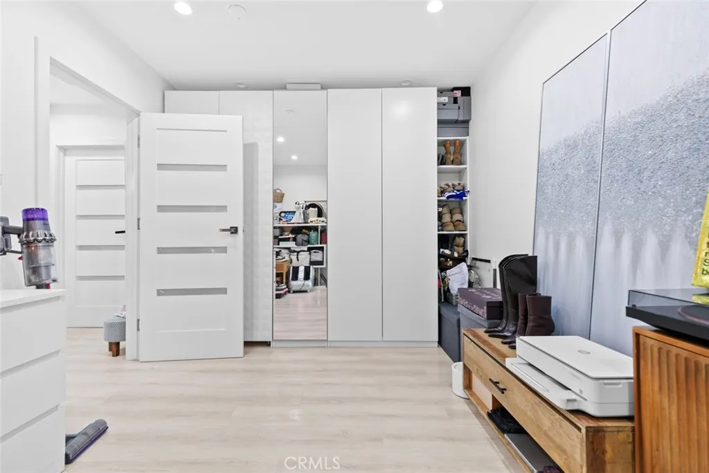 Additional image 103 of 1918 N Maple St, Burbank, CA 91505