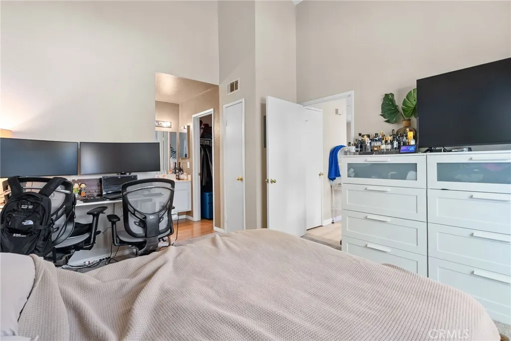 Additional image 41 of 24496 Valle Del Oro Unit 204, Newhall, CA 91321