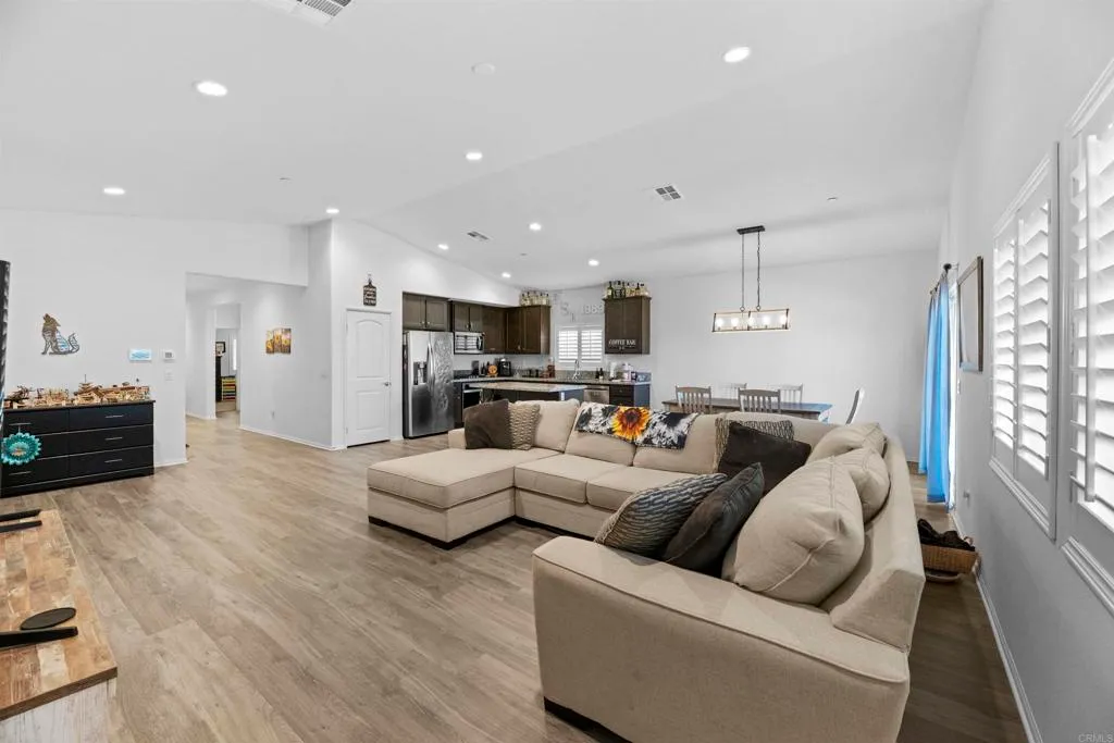 Additional image 4 of 34289 Solstice Street, Winchester, CA 92596