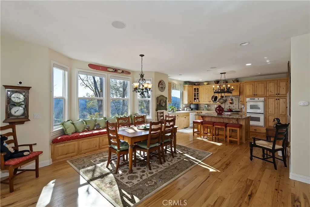 Additional image 7 of 27685 St Bernard Ln, Lake Arrowhead, CA 92352