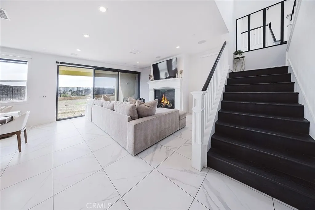 Additional image 7 of 19032 Carranza Lane, Santa Clarita, CA 91350