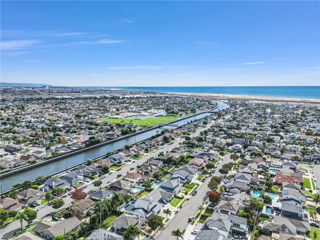 Additional image 48 of 21621 Kaneohe Ln, Huntington Beach, CA 92646