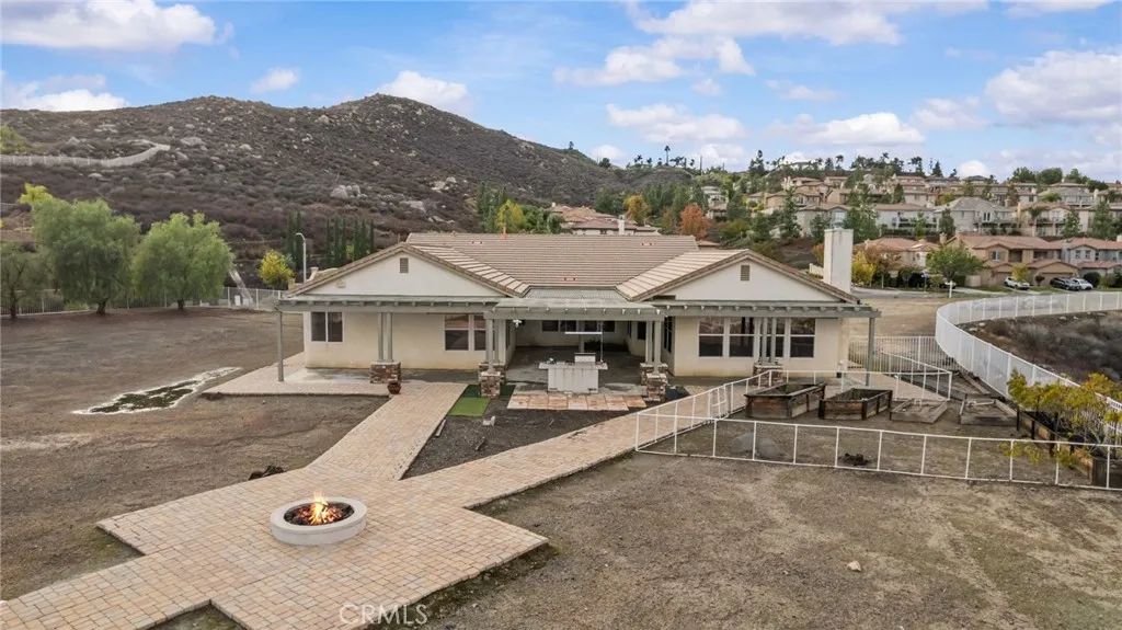 Additional image 102 of 101 Via De La Valle, Lake Elsinore, CA 92532