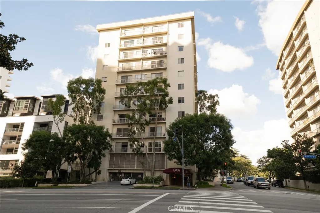 Additional image 3 of 10751 Wilshire Boulevard Unit 1405, Los Angeles, CA 90024