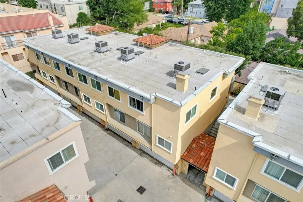 Additional image 45 of 13629 Wyandotte Street Unit 111, Van Nuys, CA 91405