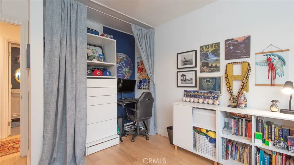 Additional image 23 of 28916 Valley Heights Dr, Agoura Hills, CA 91301