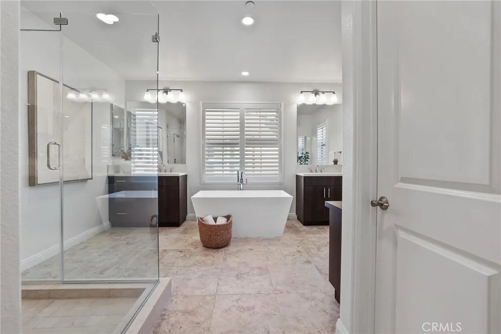 Additional image 105 of 5567 Heritage Oak Dr, Lake Forest, CA 92679