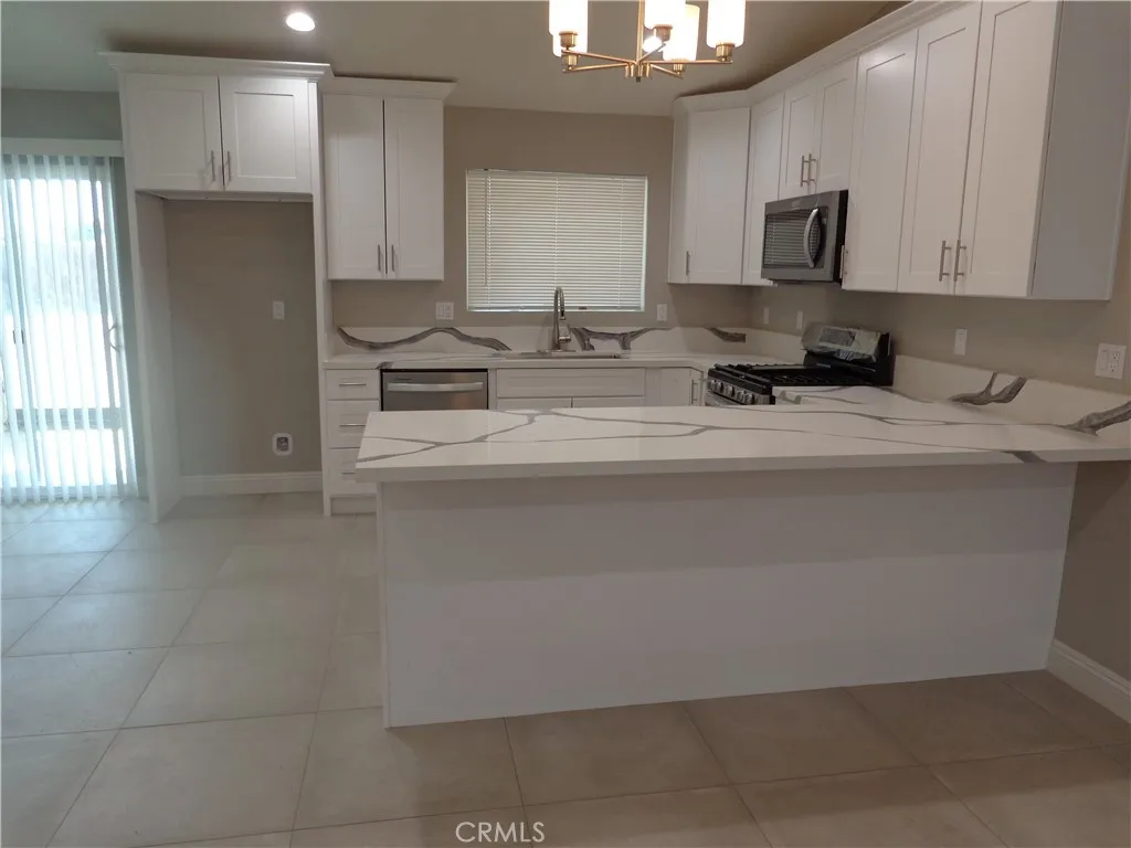 Additional image 38 of 12744 Running Deer Rd, Apple Valley, CA 92308