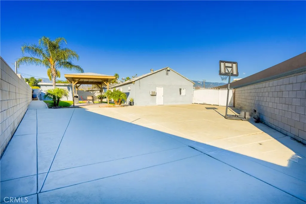 Additional image 35 of 2312 Flores Street, San Bernardino, CA 92407