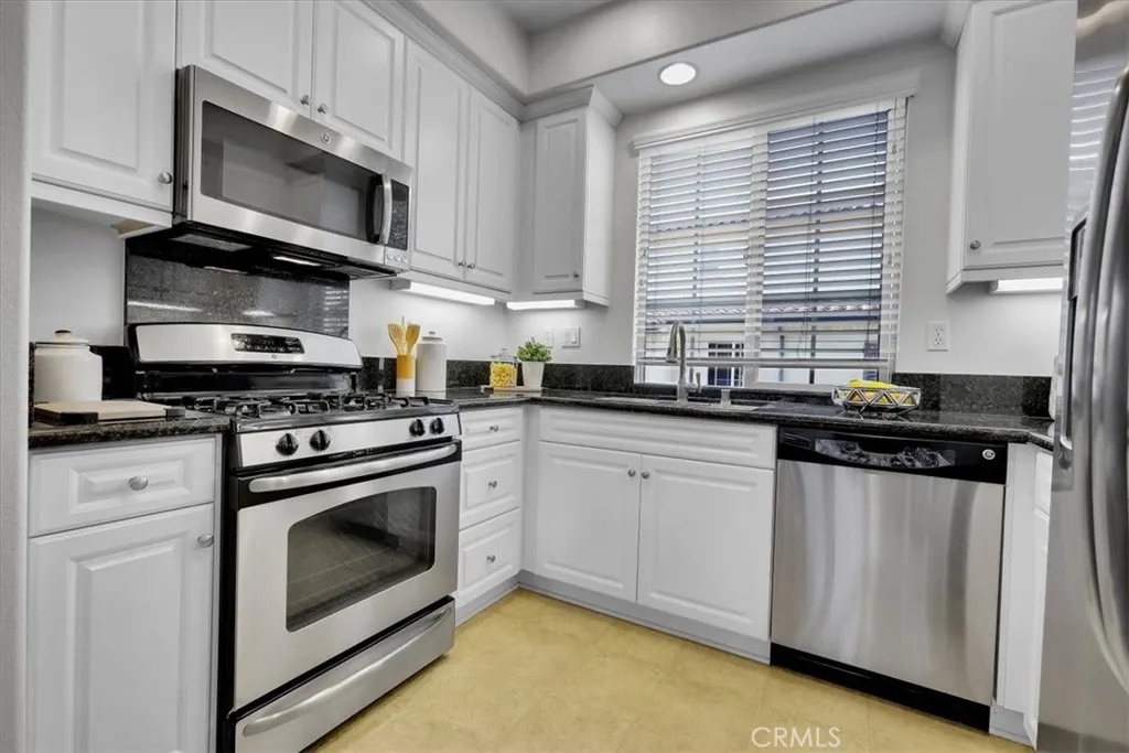 Additional image 47 of 35 Silverado, Irvine, CA 92618