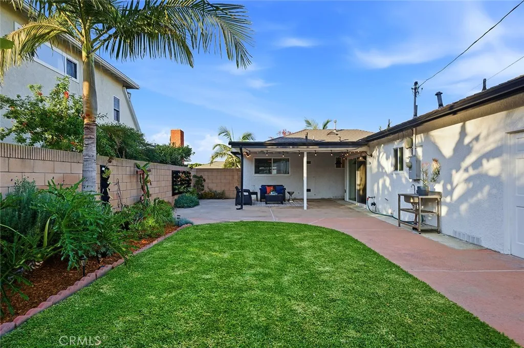 Additional image 91 of 5990 E El Paseo, Long Beach, CA 90815