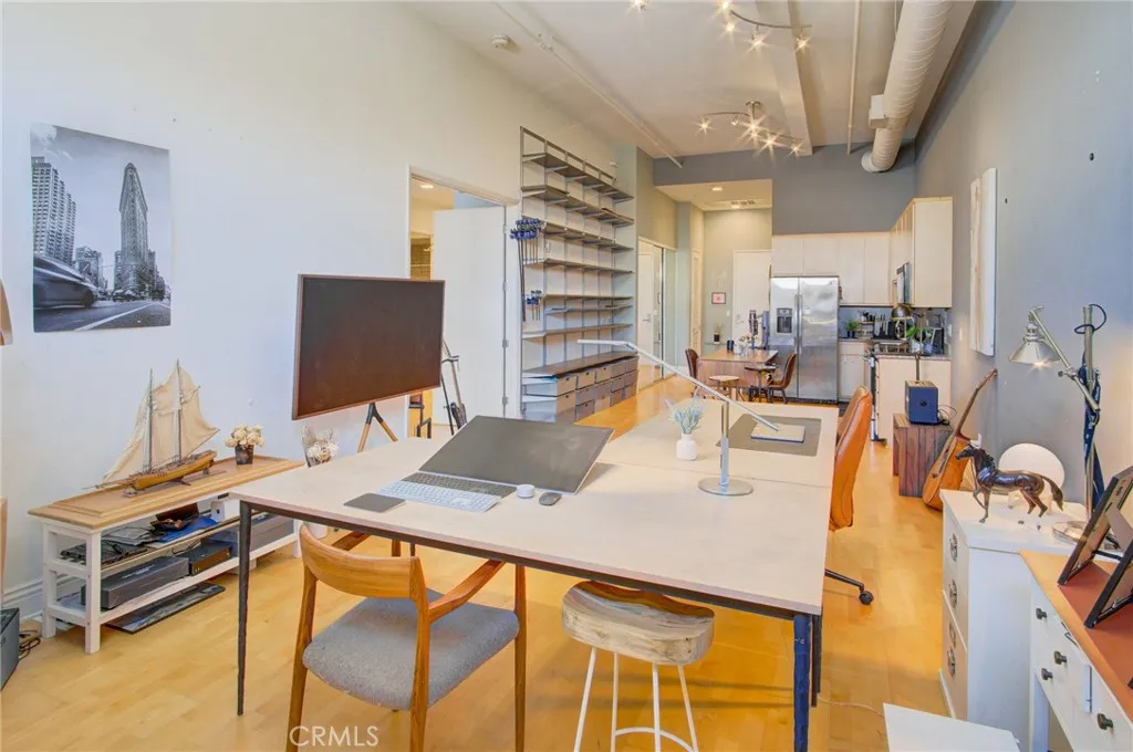 Additional image 39 of 175 S Lake Ave Unit 402, Pasadena, CA 91101