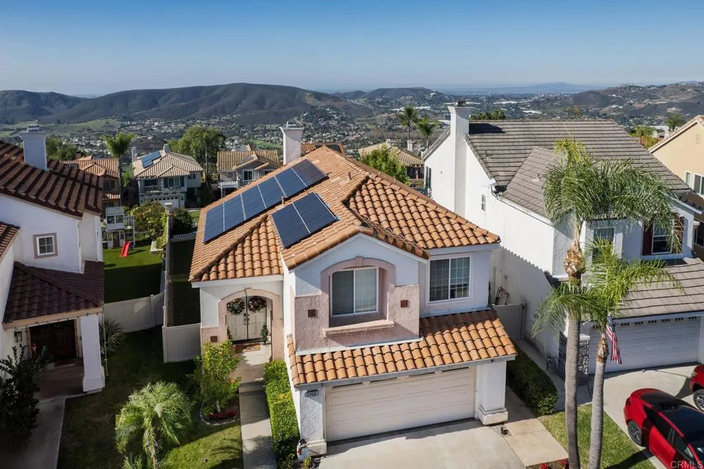 Additional image 2 of 2466 Bear Rock Gln, Escondido, CA 92026