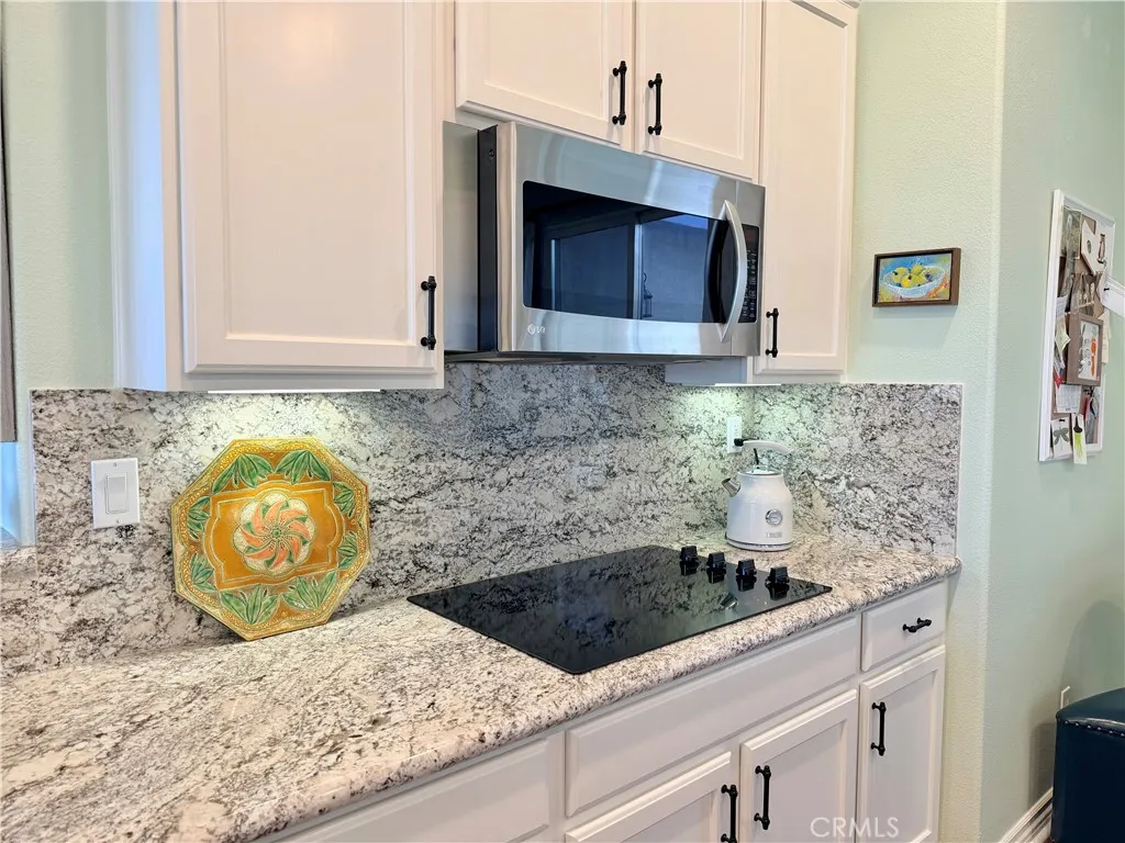 Additional image 98 of 10392 Wilmington Ln, Apple Valley, CA 92308