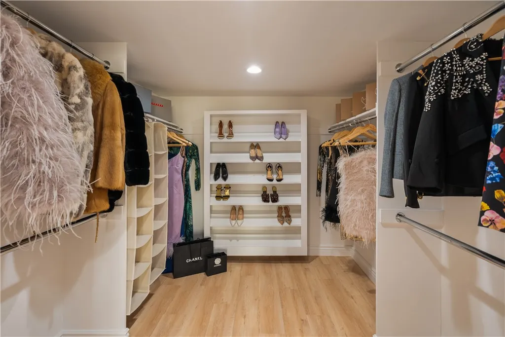 Additional image 31 of 2019 Sunset Plaza Drive, Los Angeles, CA 90069