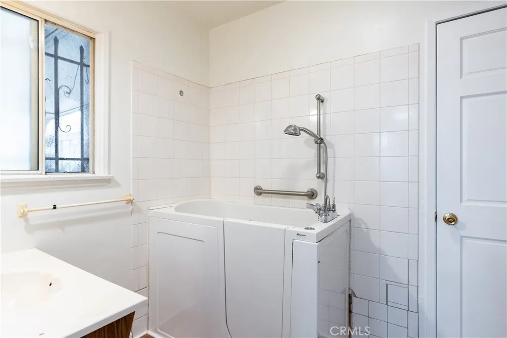 Additional image 15 of 1342 W 161st St, Gardena, CA 90247