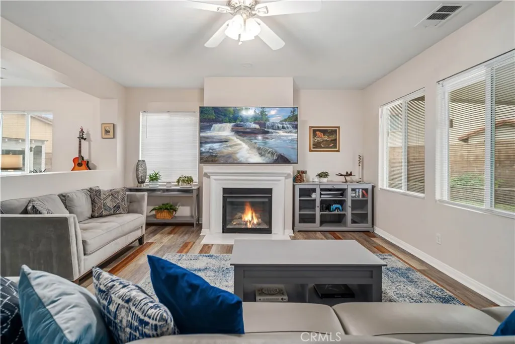 Additional image 17 of 42715 Raywood Dr, Lancaster, CA 93536