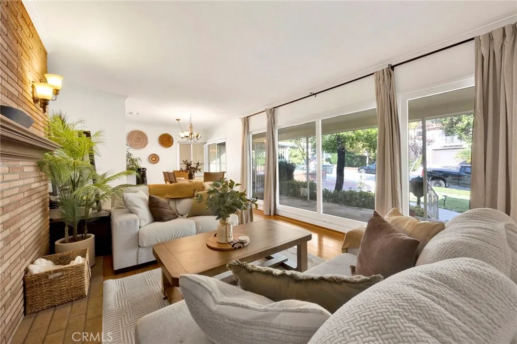 Additional image 6 of 695 Glenmore Boulevard, Glendale, CA 91206