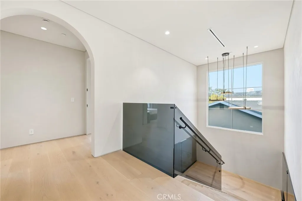 Additional image 62 of 16782 Otsego, Encino, CA 91436