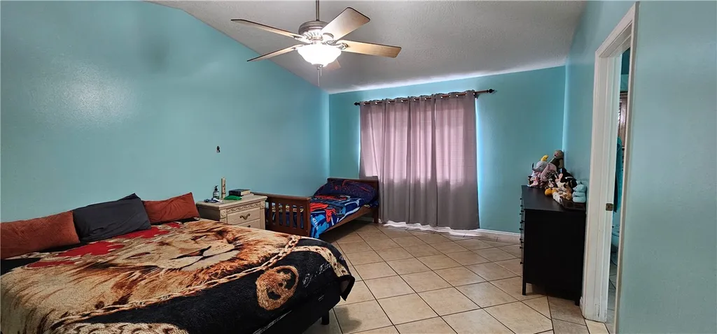 Additional image 12 of 16635 Elm St, Hesperia, CA 92345