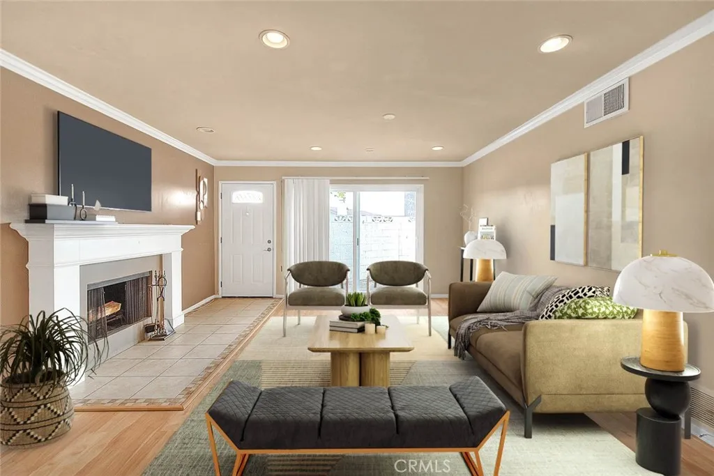 Additional image 3 of 633 S Indian Hill Blvd Unit C, Claremont, CA 91711