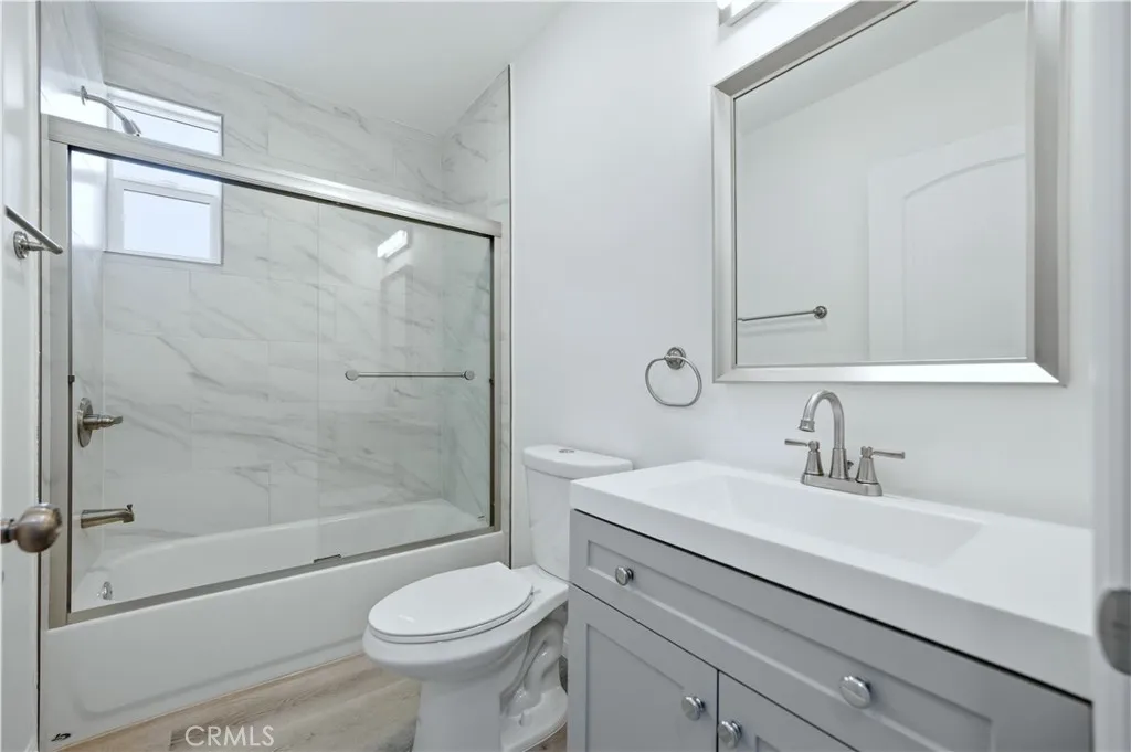 Additional image 24 of 6919 S Menlo, Los Angeles, CA 90044