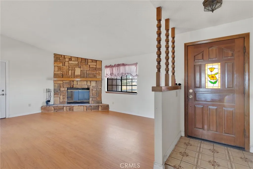 Additional image 6 of 15457 Washoan Rd, Apple Valley, CA 92307