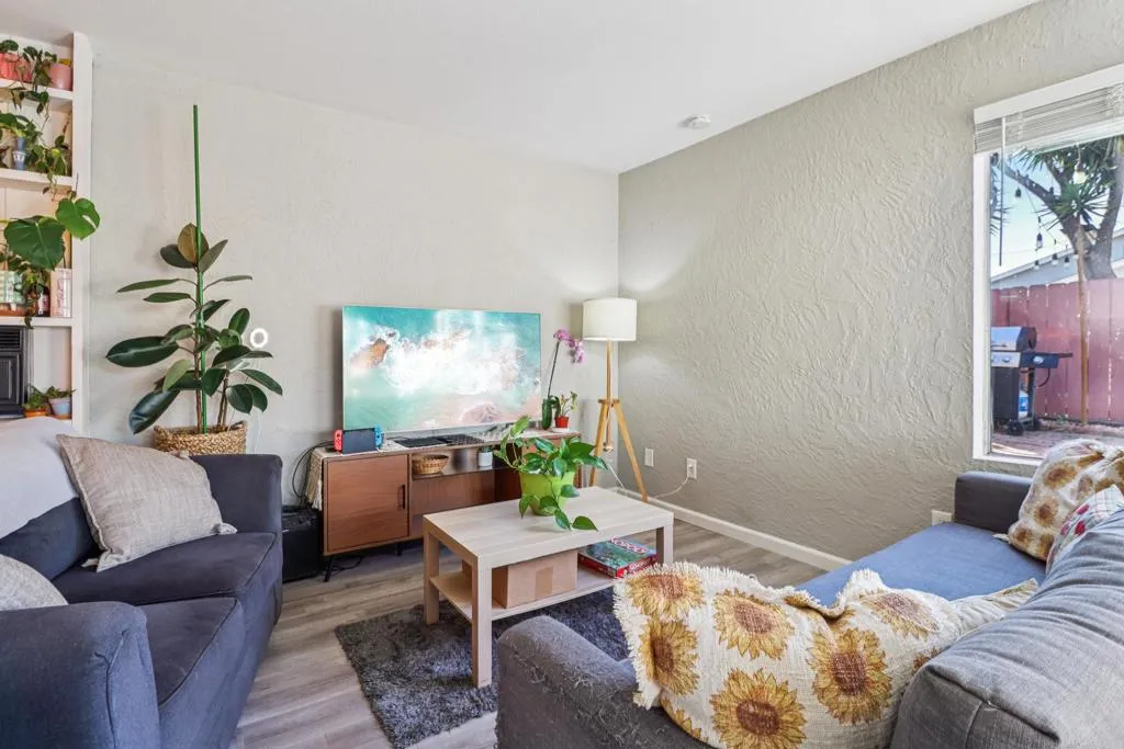 Additional image 37 of 10710 Foxwood Road, San Diego, CA 92126