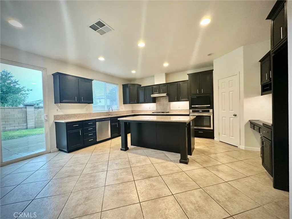 Additional image 7 of 33564 Blue Water, Temecula, CA 92592