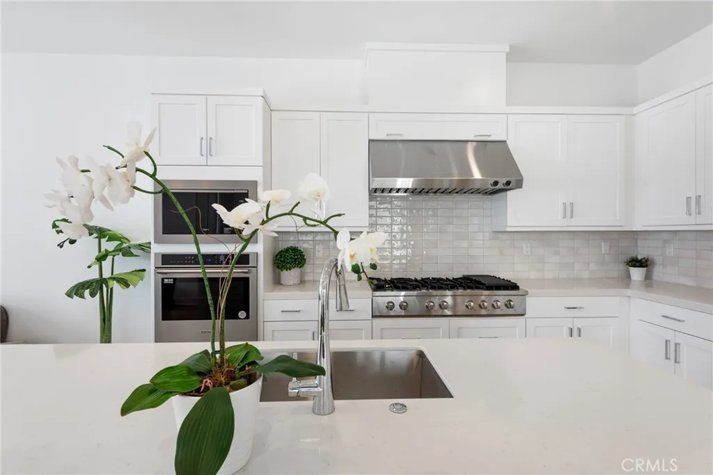 Additional image 115 of 408 Treble, Irvine, CA 92618