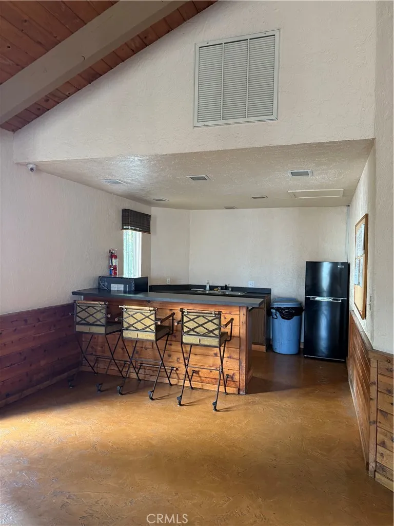 Additional image 47 of 14960 Victory Unit 102, Van Nuys, CA 91411