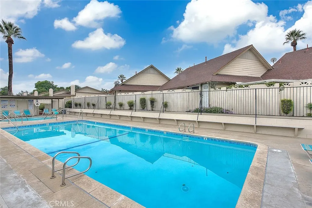 Additional image 106 of 633 S Indian Hill Blvd Unit C, Claremont, CA 91711