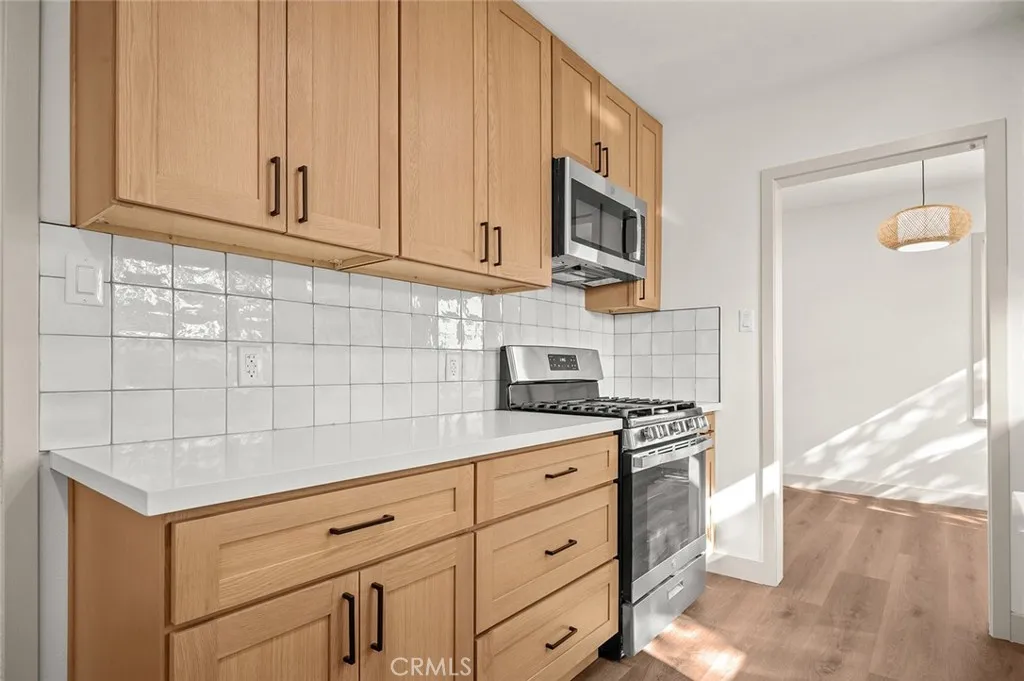 Additional image 57 of 924 W Almond Street, Compton, CA 90220