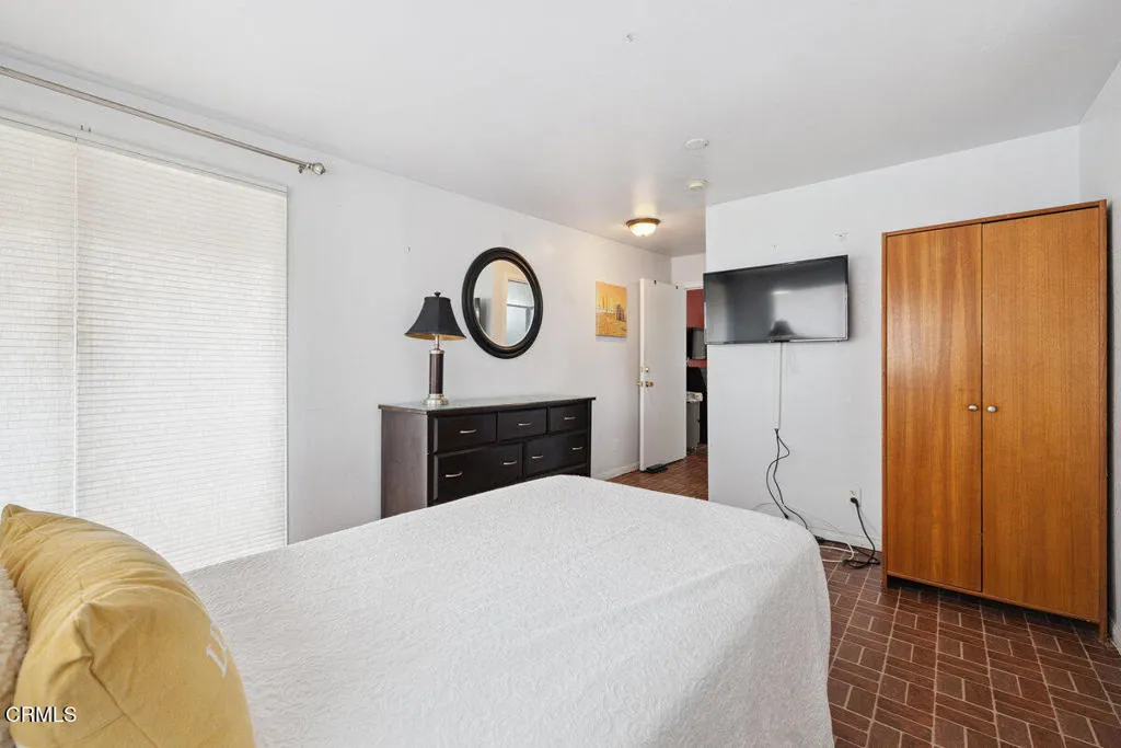 Additional image 51 of 2867 Pierpont Boulevard, Ventura, CA 93001