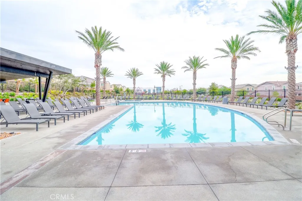 Additional image 99 of 16540 Wyndham Lane Unit 10, Fontana, CA 92336