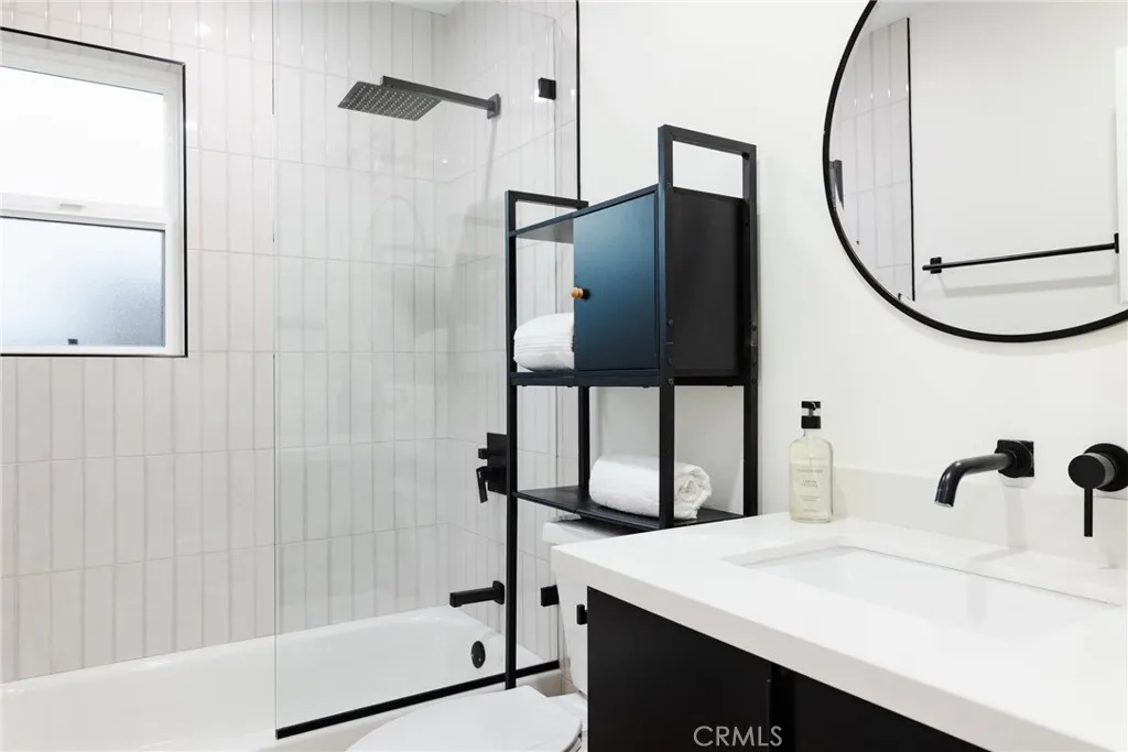 Additional image 40 of 6418 3rd Avenue, Los Angeles, CA 90043