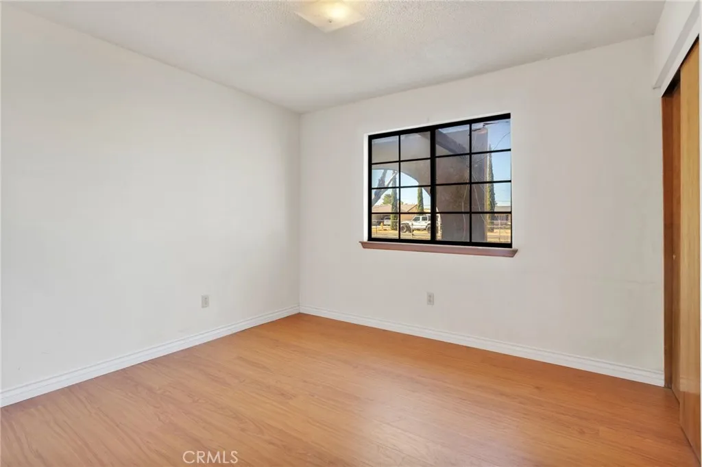 Additional image 58 of 15457 Washoan Rd, Apple Valley, CA 92307