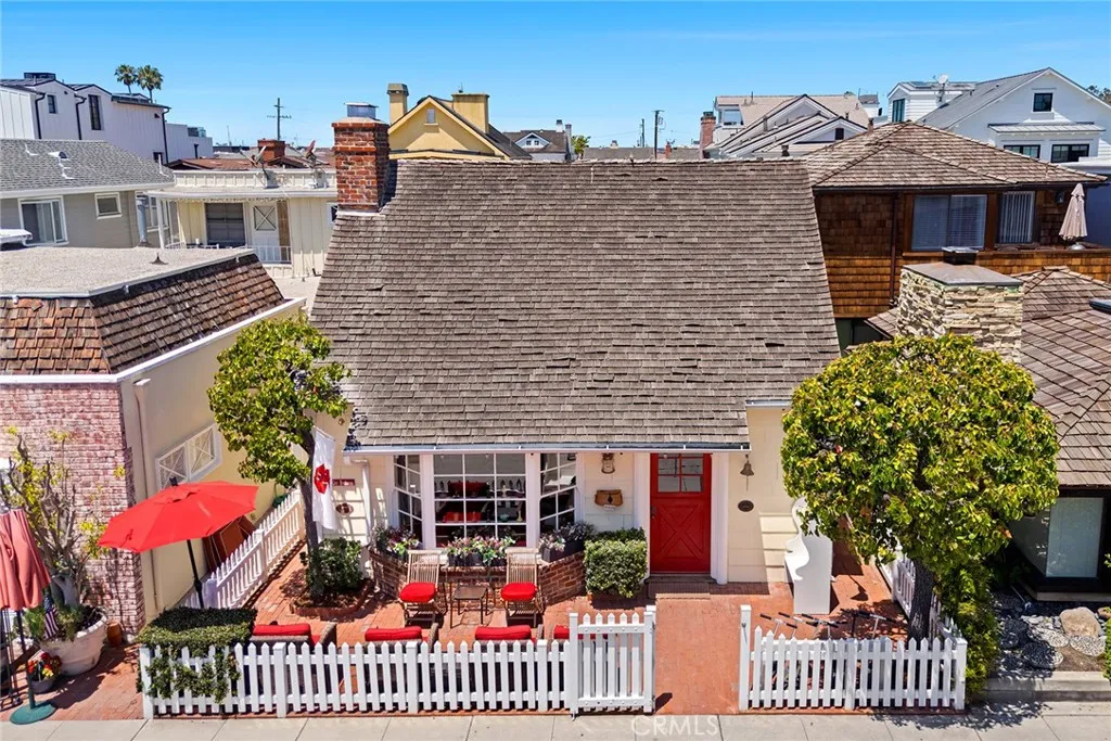 Property image for 117 Abalone, Newport Beach, CA 92662