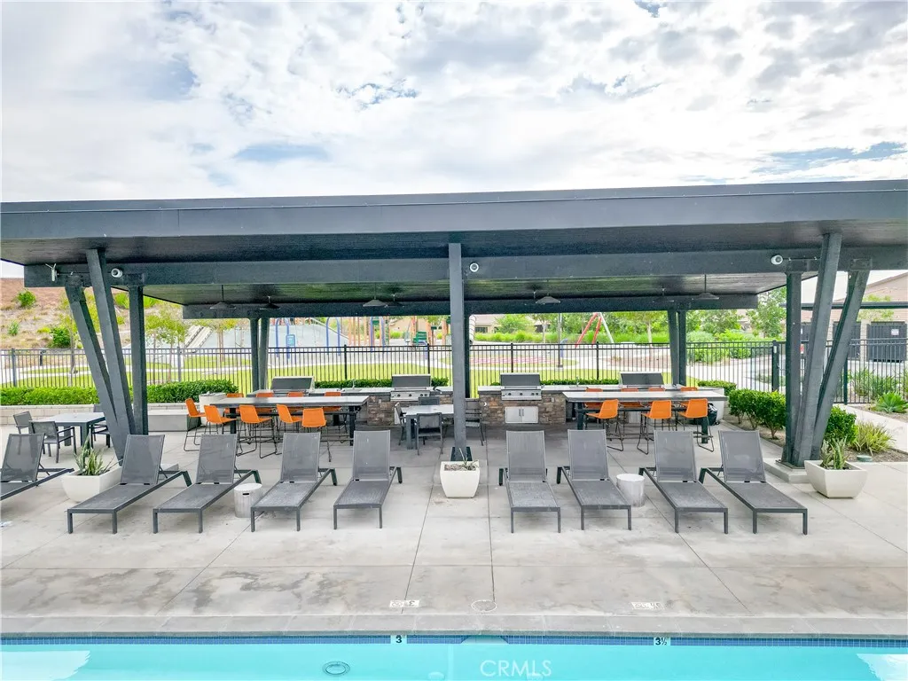 Additional image 111 of 16540 Wyndham Lane Unit 10, Fontana, CA 92336