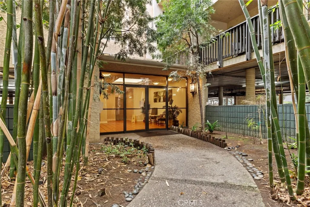 Additional image 58 of 5202 Raintree Circle, Culver City, CA 90230