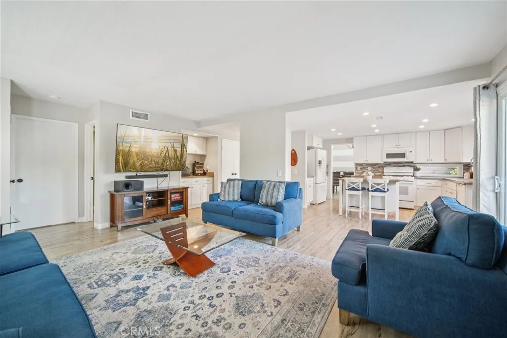 Additional image 66 of 27301 Monforte, Mission Viejo, CA 92692