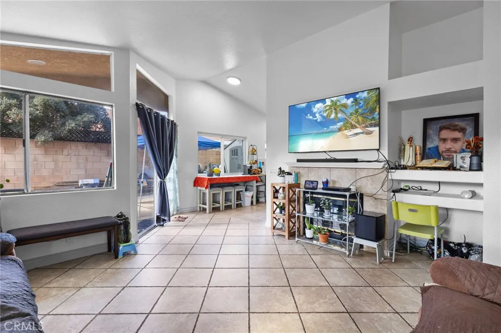 Additional image 47 of 11376 Winery Dr, Fontana, CA 92337